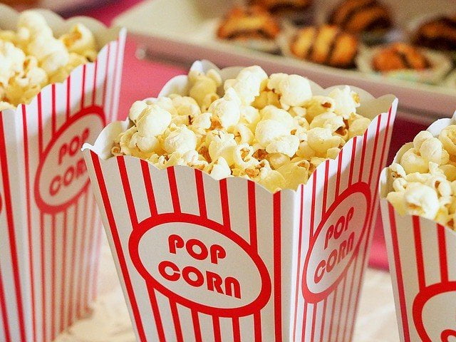 تعلم اللغة الإنجليزية عن طريق الأفلام هل هي طريقة مجدية حقا فلونت الإنجليزية بسهولة